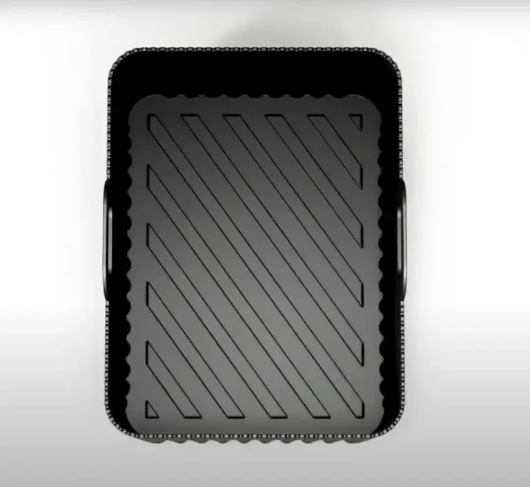 Realistic 3D Animation for Square Air Fryer Product